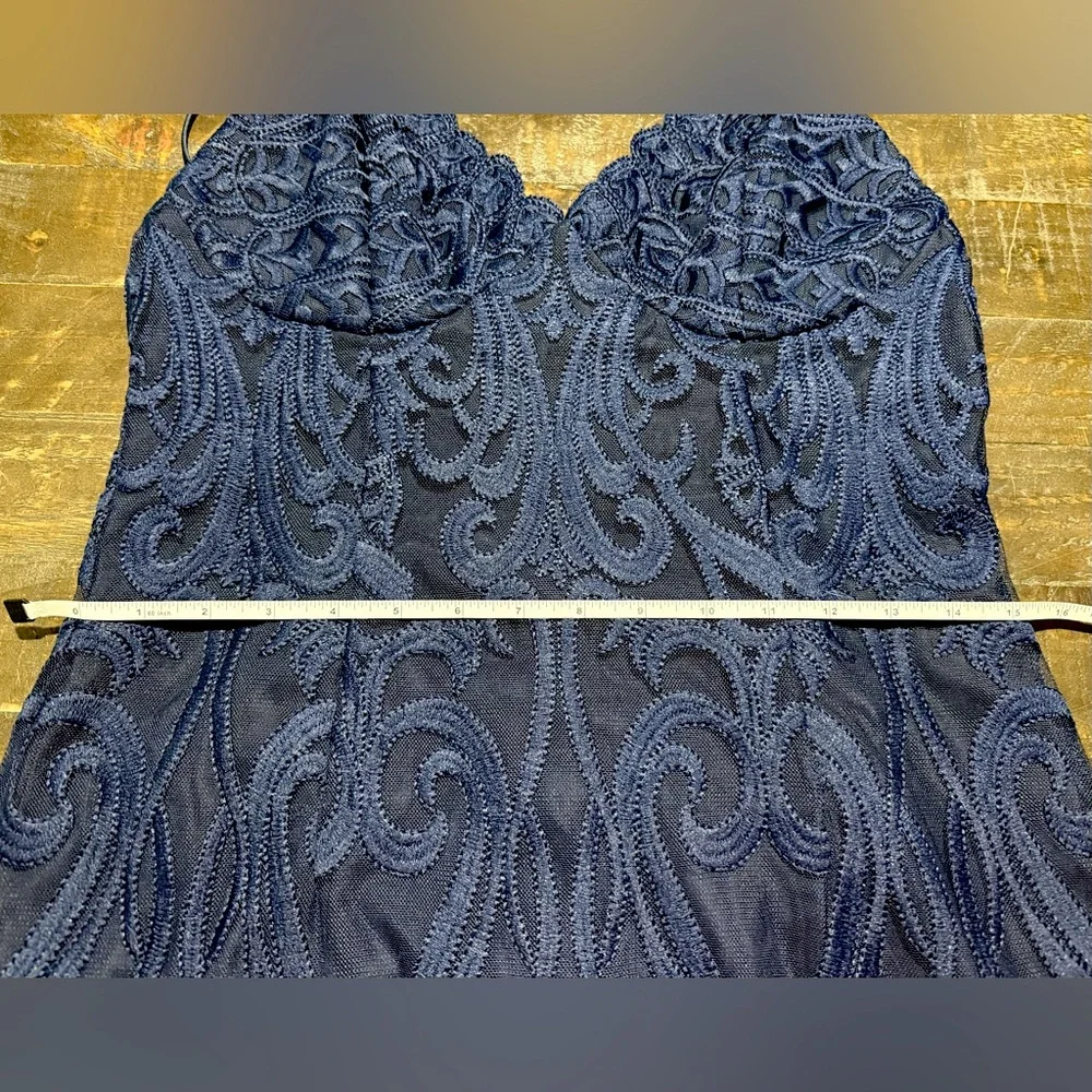 NWT Bardot Navy Blue Gia Lace Bodycon Midi Dress Sz US 8/Medium - Picture 6 of 10